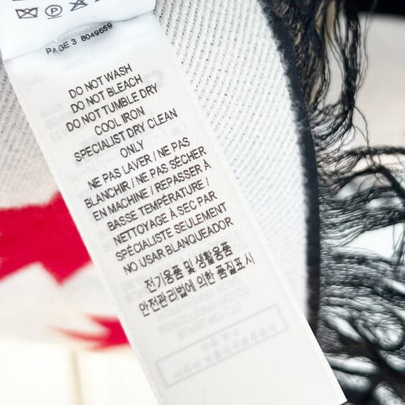 Burberry Logo Pattern Wool-Silk Football Scarf Fringe One Size NWT - Picture 8 of 12